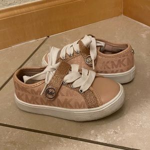 Michael Kors Sneakers // Girls Size 7